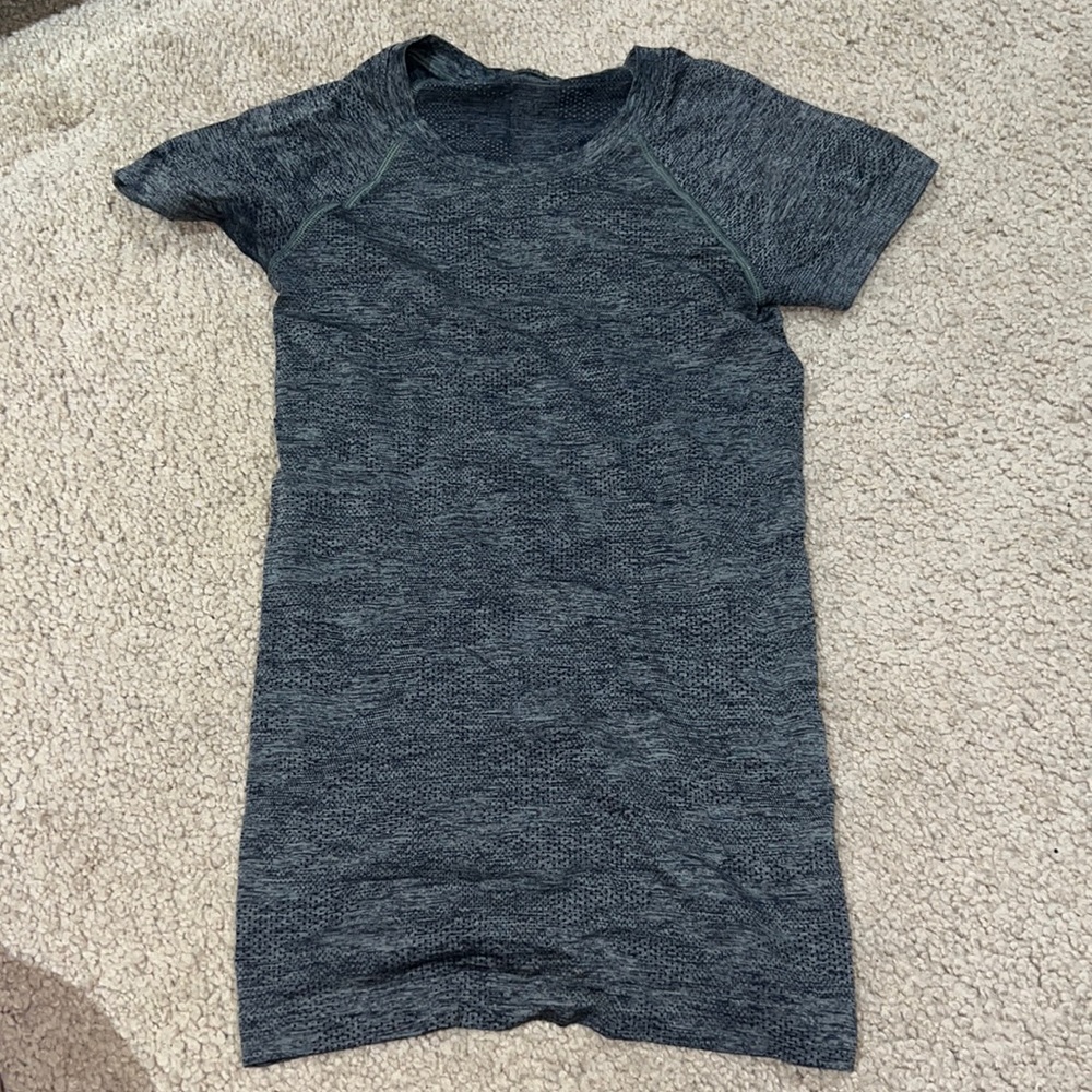 Swiftly Tech Short Sleeve